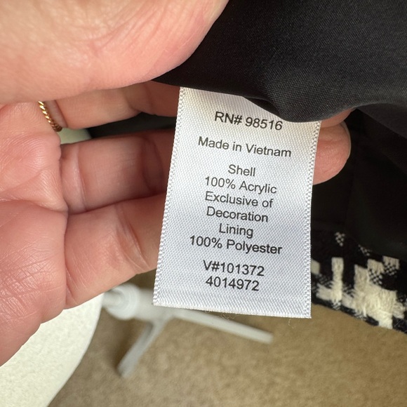 NWT Coldwater Creek Houndstooth Jacket in Black & White - Picture 8 of 10